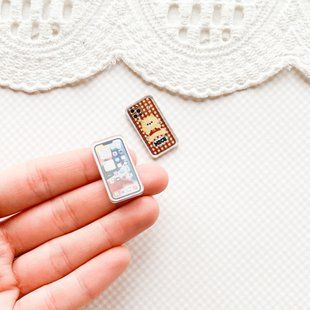 Мініатюра мобільний телефон iPhone 2.7*1.4 мм випадковий вибір