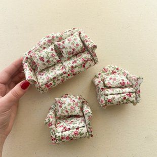 Миниатюра кукольная мягкая мебель Цветочный мотив