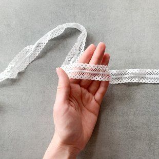 Кружево ажурное ретро кружочки 2.5 см Белое 90 см