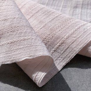 Тонкий фактурний батист 25*34 см смужки-вісімки пудра