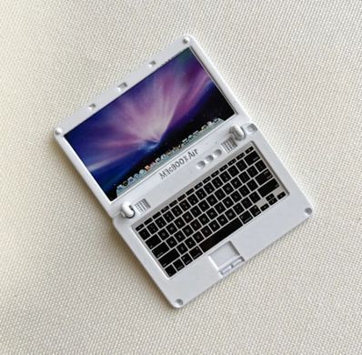 Мініатюра ноутбук Apple 4.5*3 см Білий